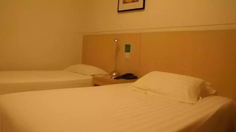 Hotelli Jinjiang Inn Wenzhou Shuangyu The Terminal