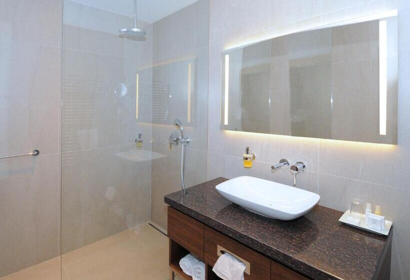 בית מלון כפרי Kramer