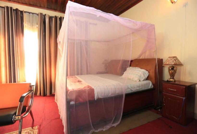 هتل La Versailles Goma