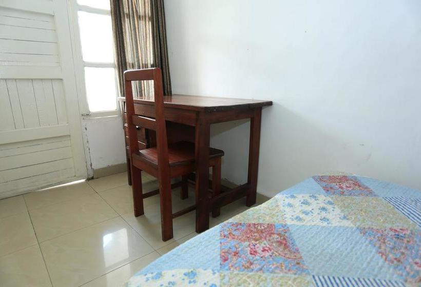 هتل La Versailles Goma