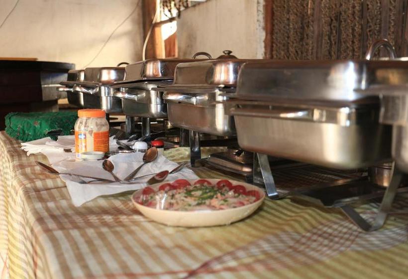 هتل La Versailles Goma