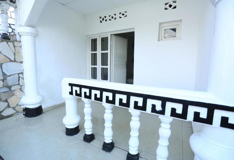 هتل La Versailles Goma