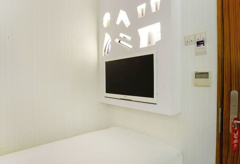 هتل Zen Rooms Suntec