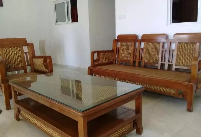 استراحتگاه Residencial Ramire Tour