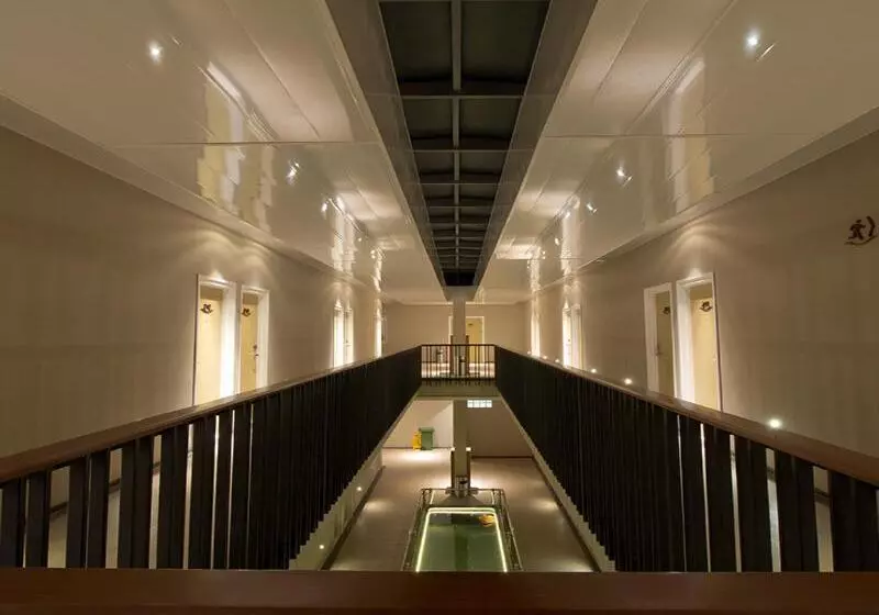 Vinotel Cirebon