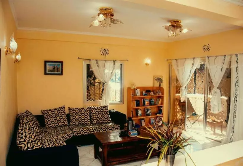 Wakawaka Hostel