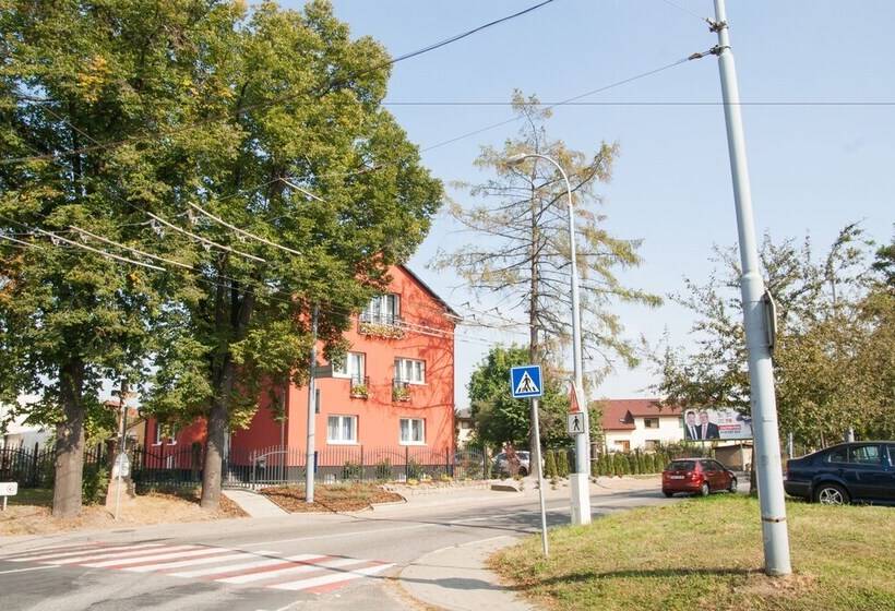 Bed and Breakfast Elendris  Ubytovani U Kostela