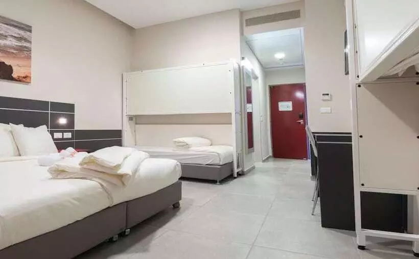 Hi   Haifa Hostel