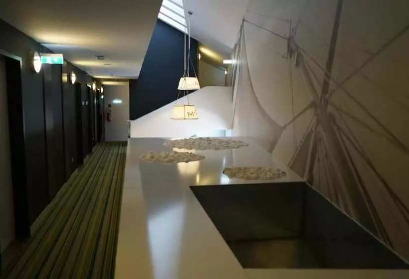 ホテル Fenyves Yacht Club Superior