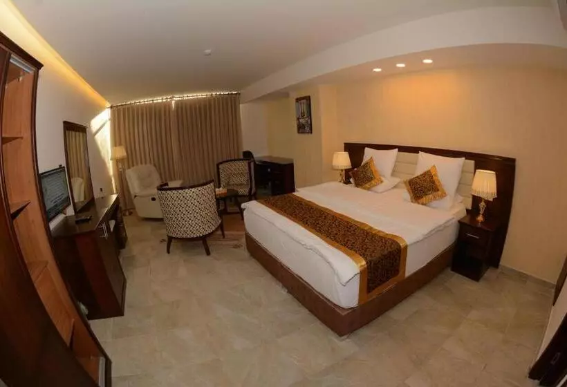 هتل Royal Suites