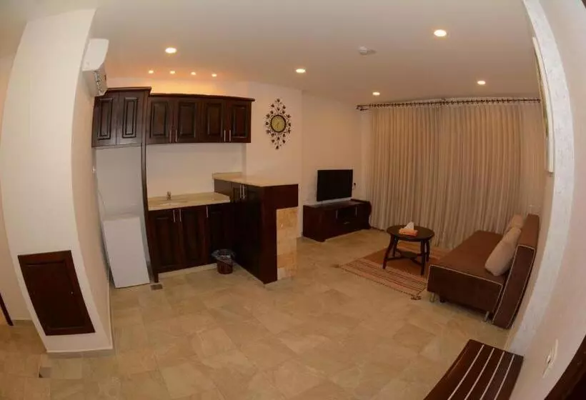 هتل Royal Suites