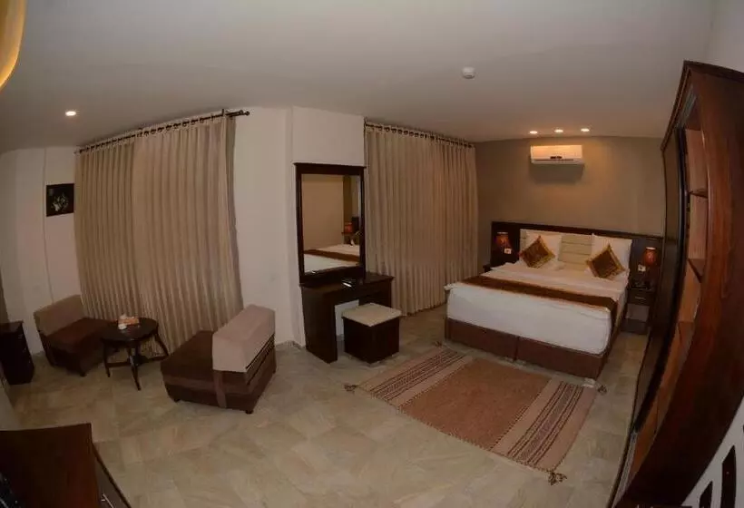 هتل Royal Suites