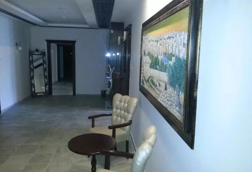 هتل Royal Suites