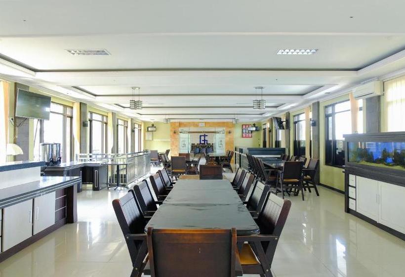 منتجع Capital O 887 Green Hill Hotel And Convention Center