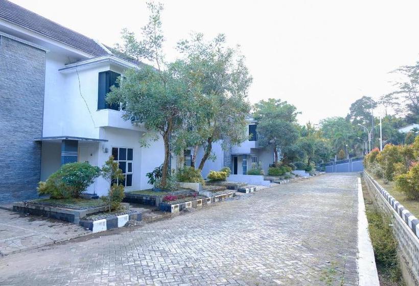 אתר נופש Capital O 887 Green Hill Hotel And Convention Center