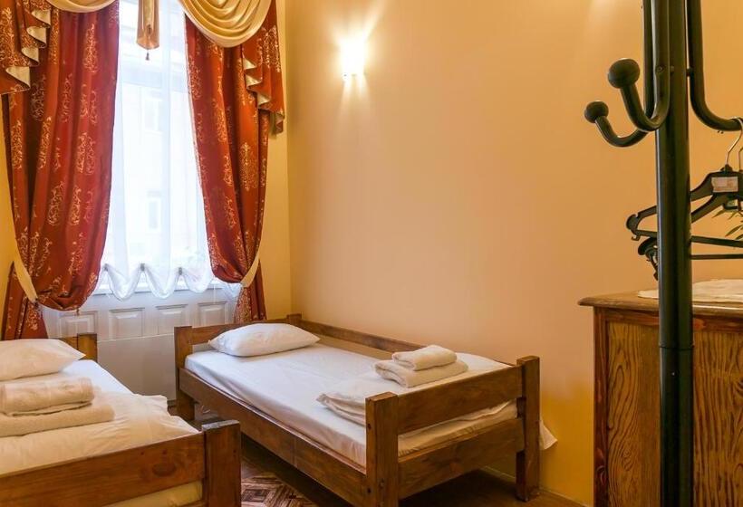 Vandrarhem кімнати в центрі