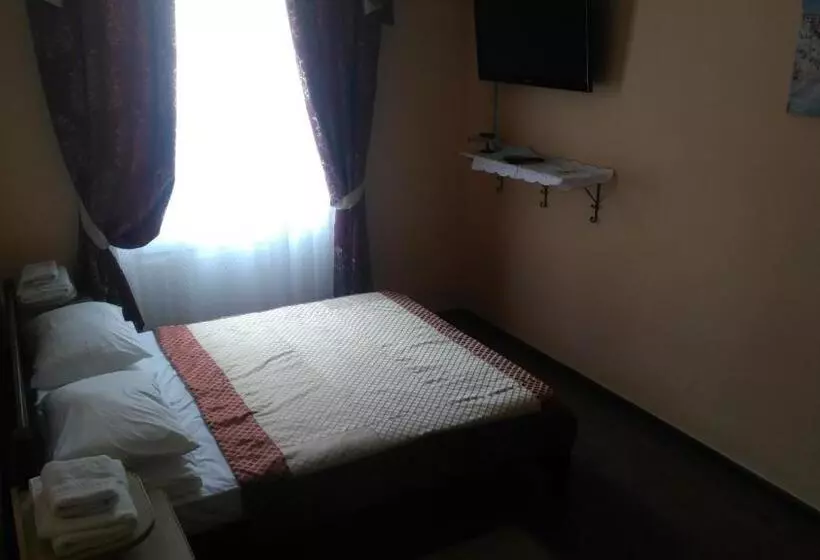 ユースホステル кімнати в центрі