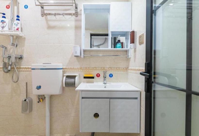 Chongqing Zuji Youth Hostel