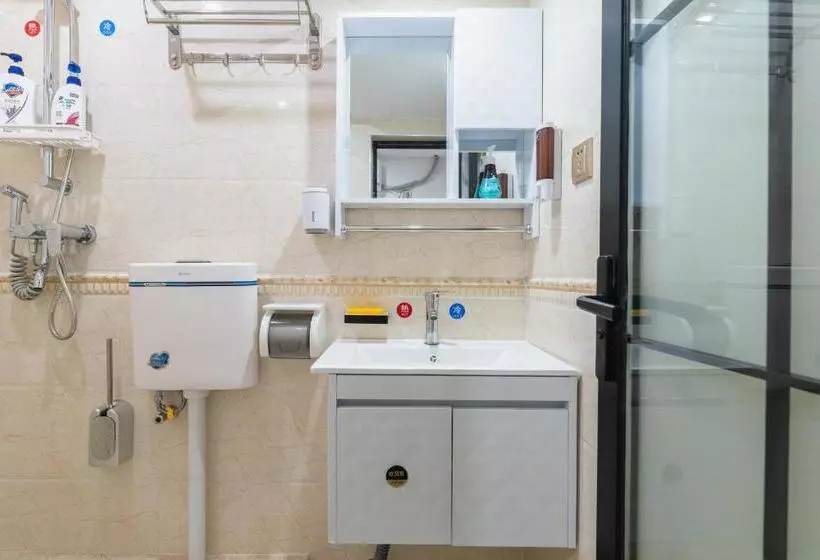 Chongqing Zuji Youth Hostel