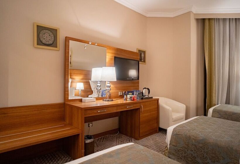 هتل Emaar Al Mektan