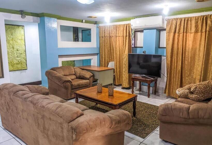 هتل Fuente De Paz Managua