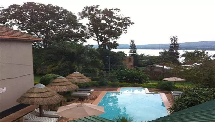 هتل Surjios Guest House