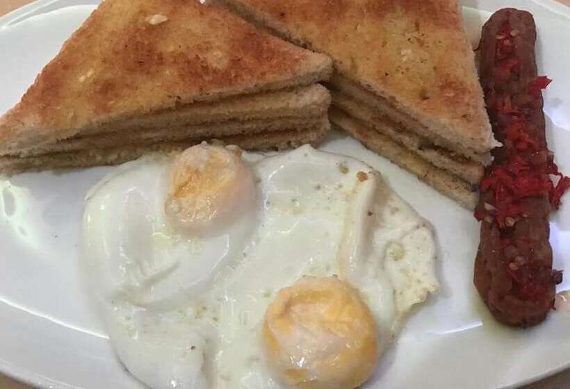 Randekhi Royal Hotel Gold Wing