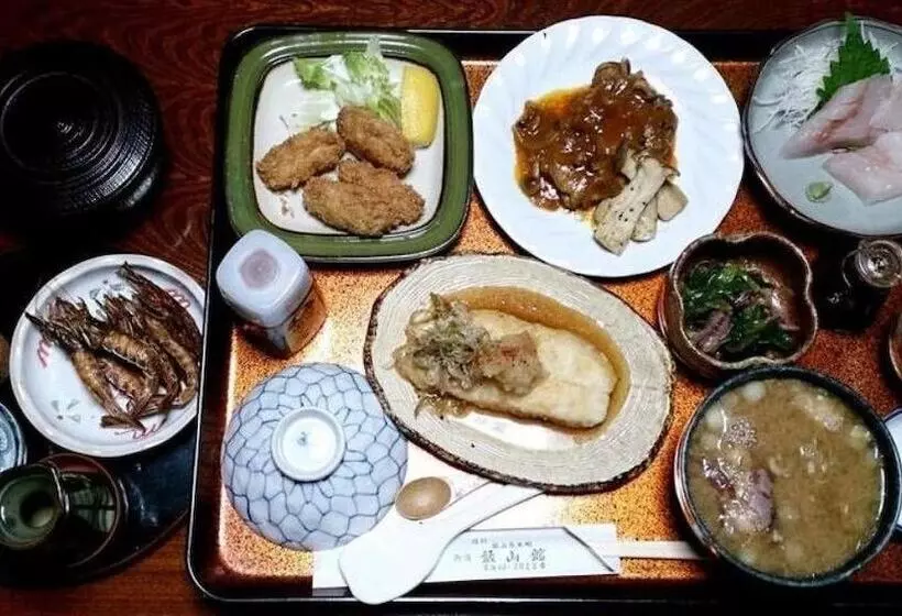 旅館 Iiyamakan