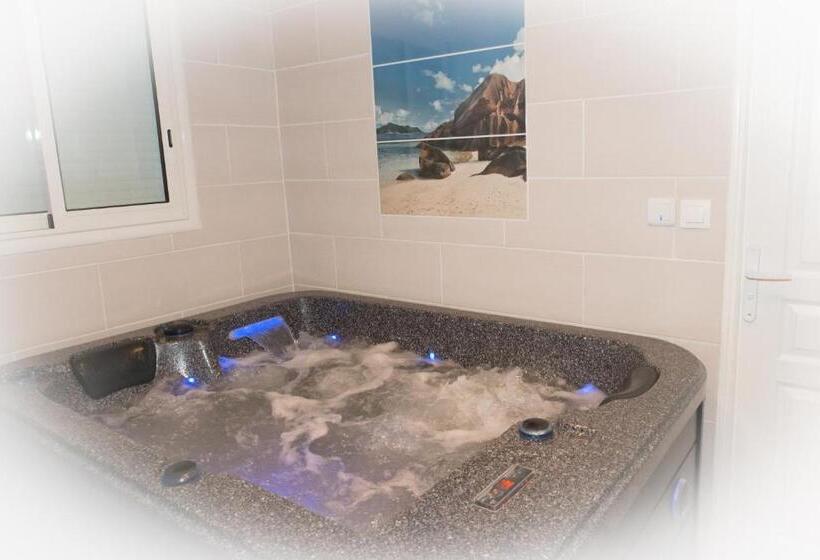 تختخواب و صبحانه La Résidence Des Caféiers Le Tampon