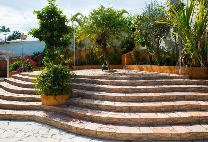 تختخواب و صبحانه La Résidence Des Caféiers Le Tampon