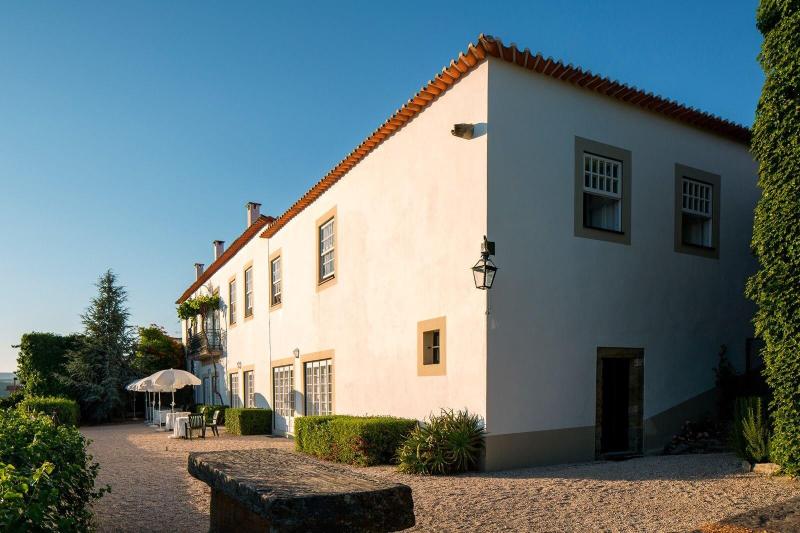 Отель Casa De Casal De Loivos