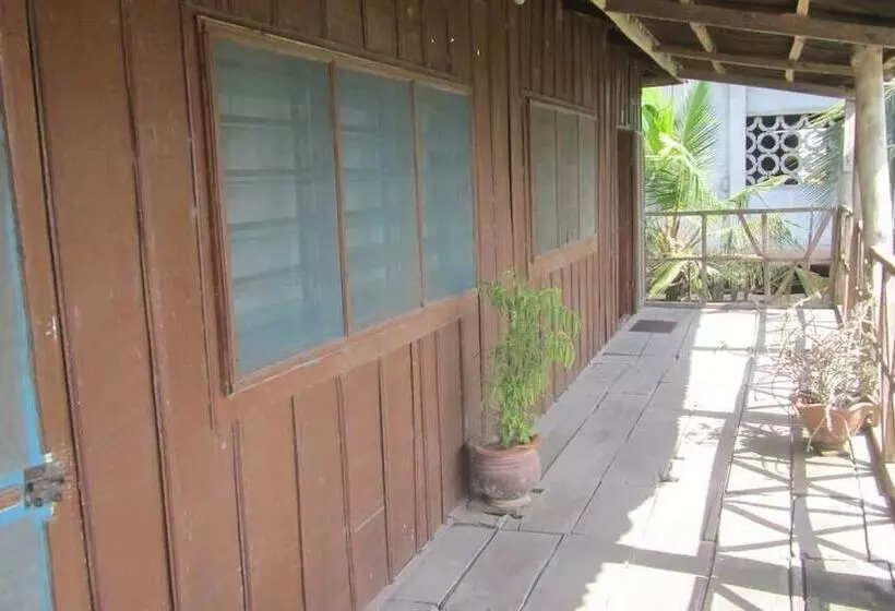 هتل Germain  Ganvie Holiday Resort