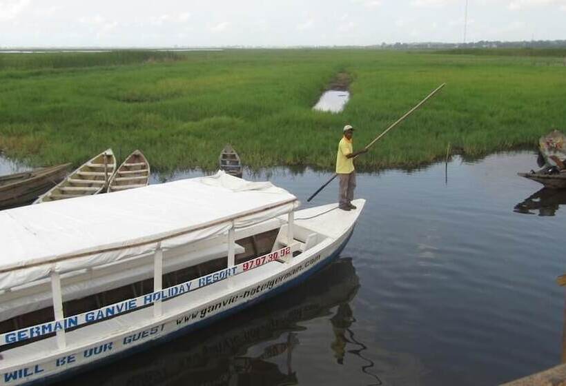 فندق Germain Ganvie Holiday Resort