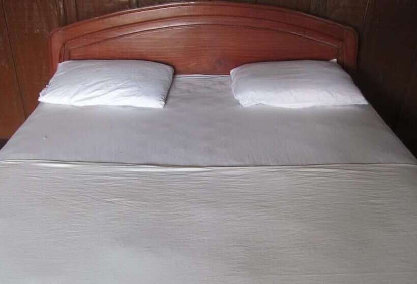 فندق Germain Ganvie Holiday Resort