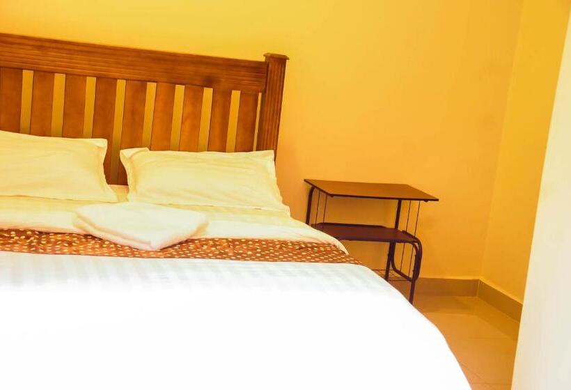 Hotel Kampala Suites