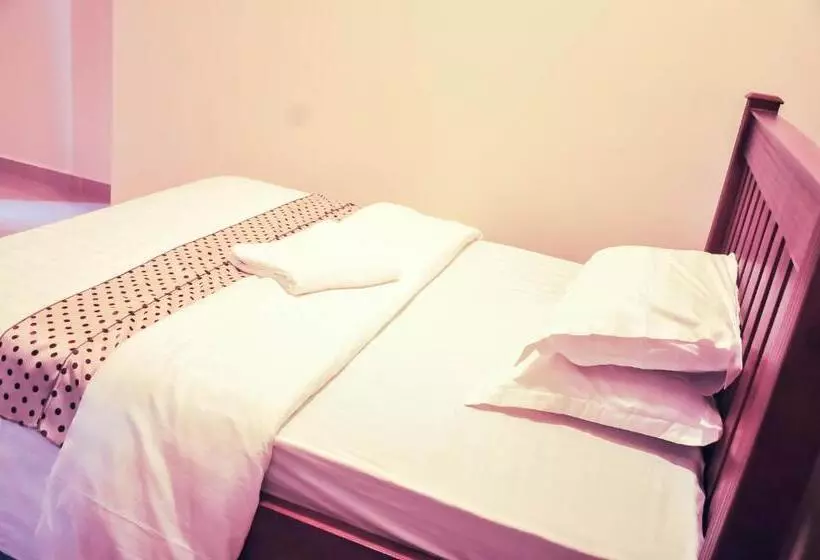 Hotel Kampala Suites