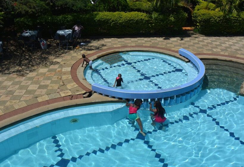 Hotell Le Savanna Country Lodge And