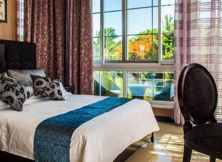 בית מלון כפרי Naf Beach   Mtwara