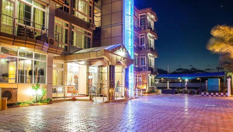 בית מלון כפרי Naf Beach   Mtwara