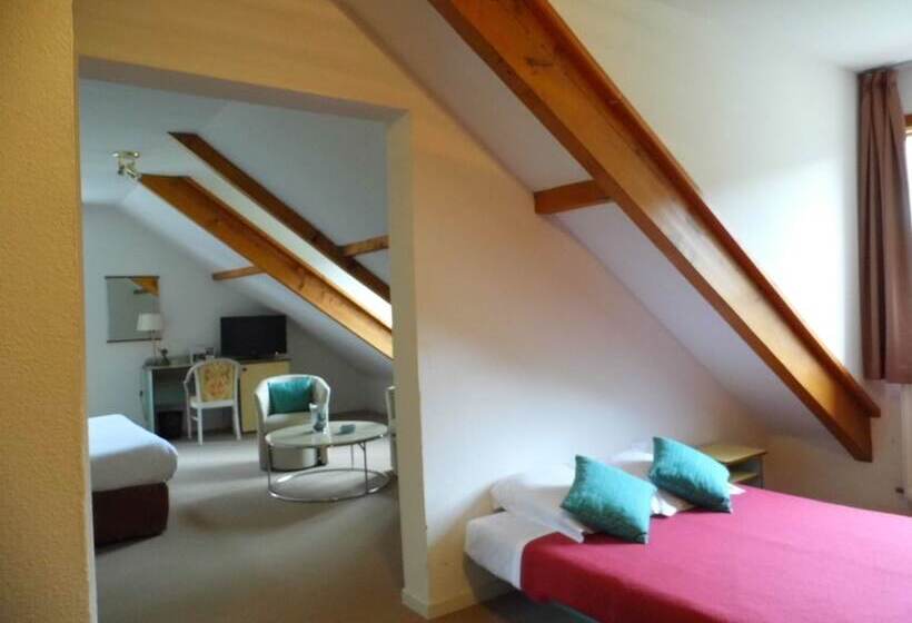 Отель Restaurant Les Bergeronnettes