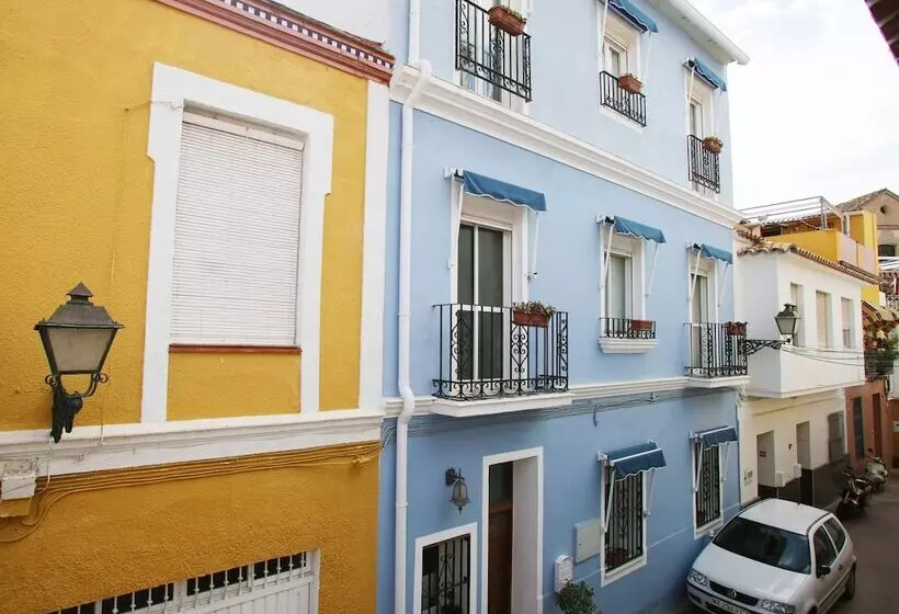 پانسیون Málaga Lodge Guesthouse