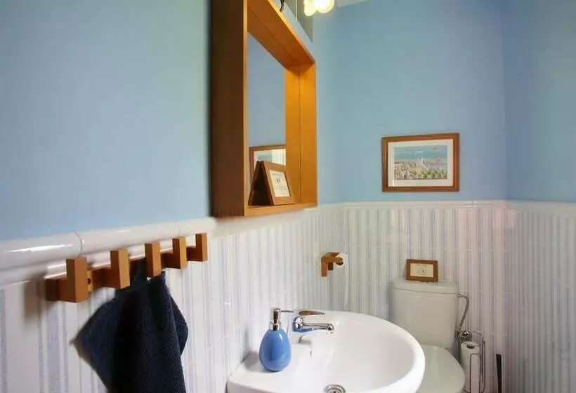 پانسیون Málaga Lodge Guesthouse