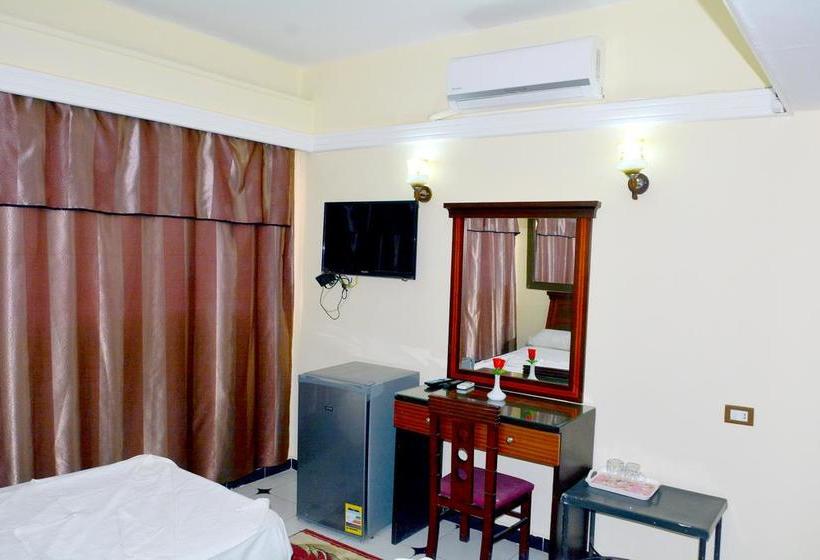 Port Said Hotel & Apartments