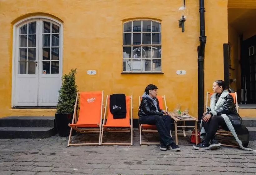 Retkeilymaja Capsule Hotel Nyhavn63