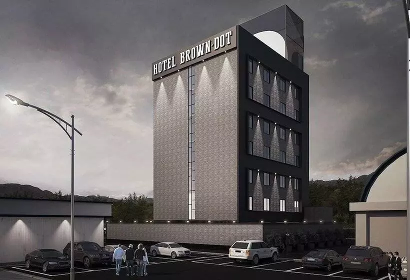 Hotelli Brown Dot