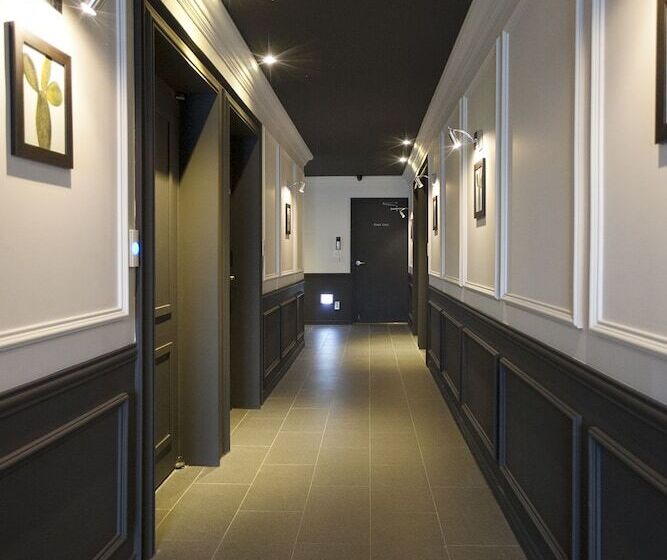 בית מלון כפרי Brown Dot