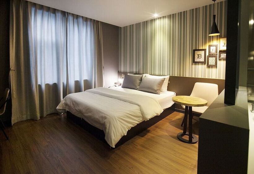 בית מלון כפרי Brown Dot