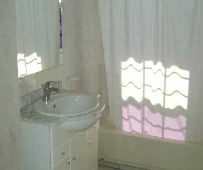 Caribbean Hotel Cayes