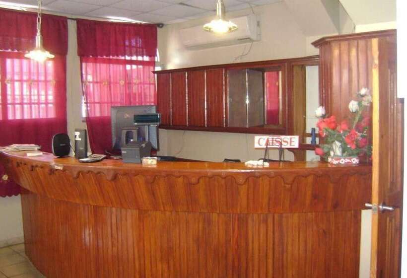 Caribbean Hotel Cayes