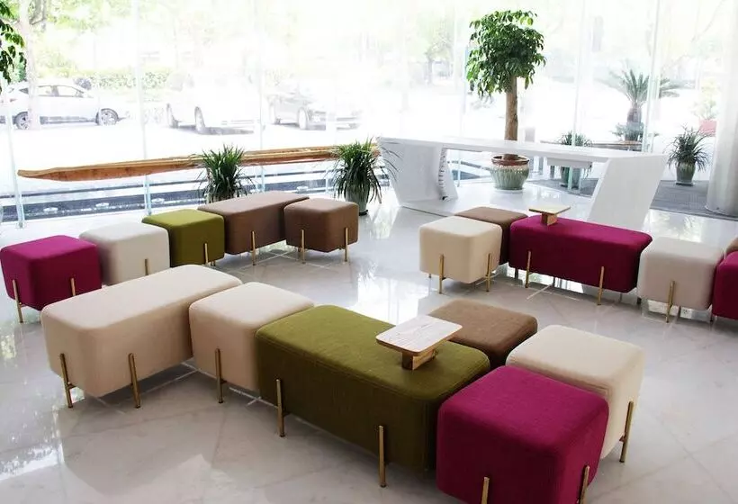 ホテル Holiday Inn Express Shanghai Songjiang Fangta, An Ihg